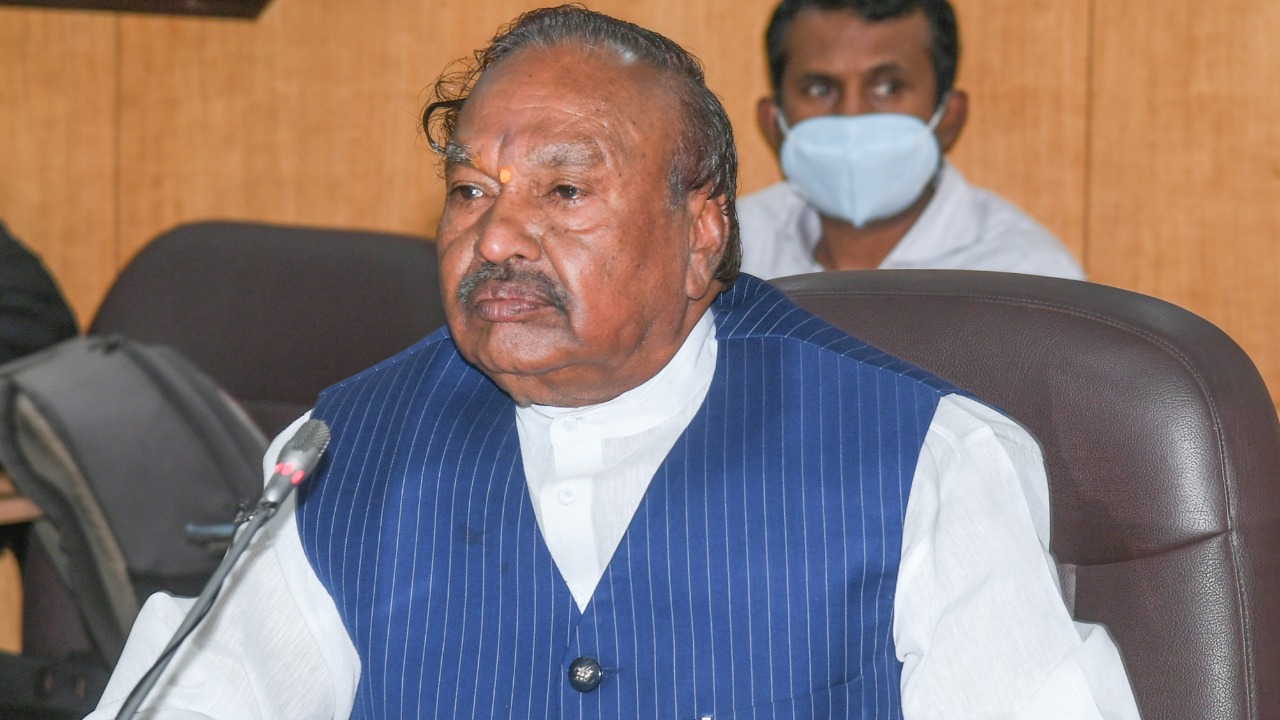 Karnataka minister blames Congress for Hindu activist's murder in Shivamogga
