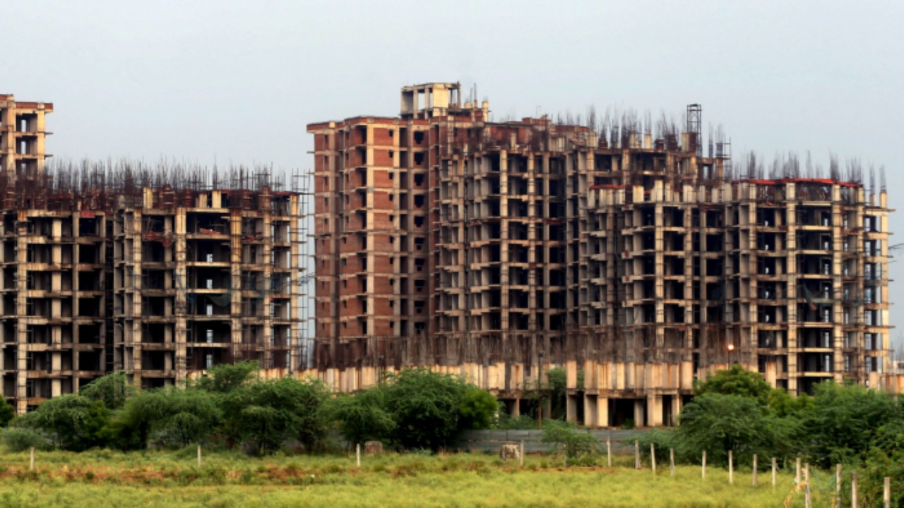 Stamp duty, registration fee mop-up crosses Rs 1 lakh cr in 8 months of FY22