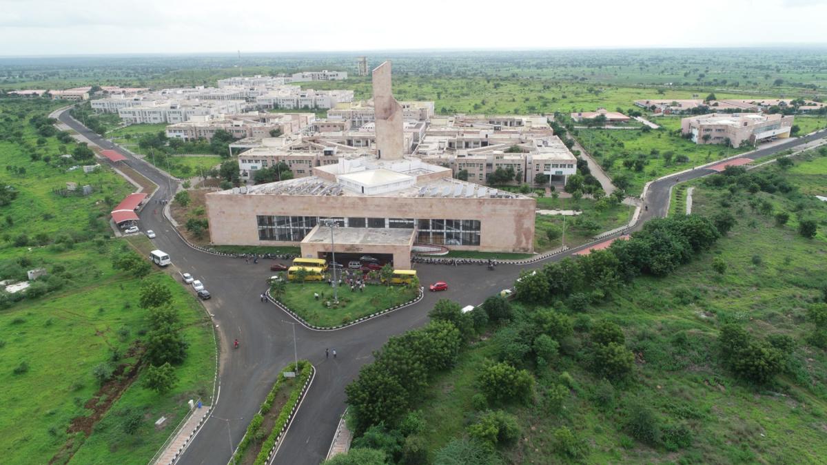 Two students injured in clash at CUK, complaint against five