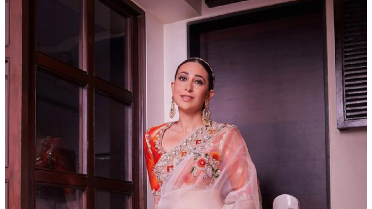 Karisma Kapoor to star in Abhinay Deo's 'Brown'