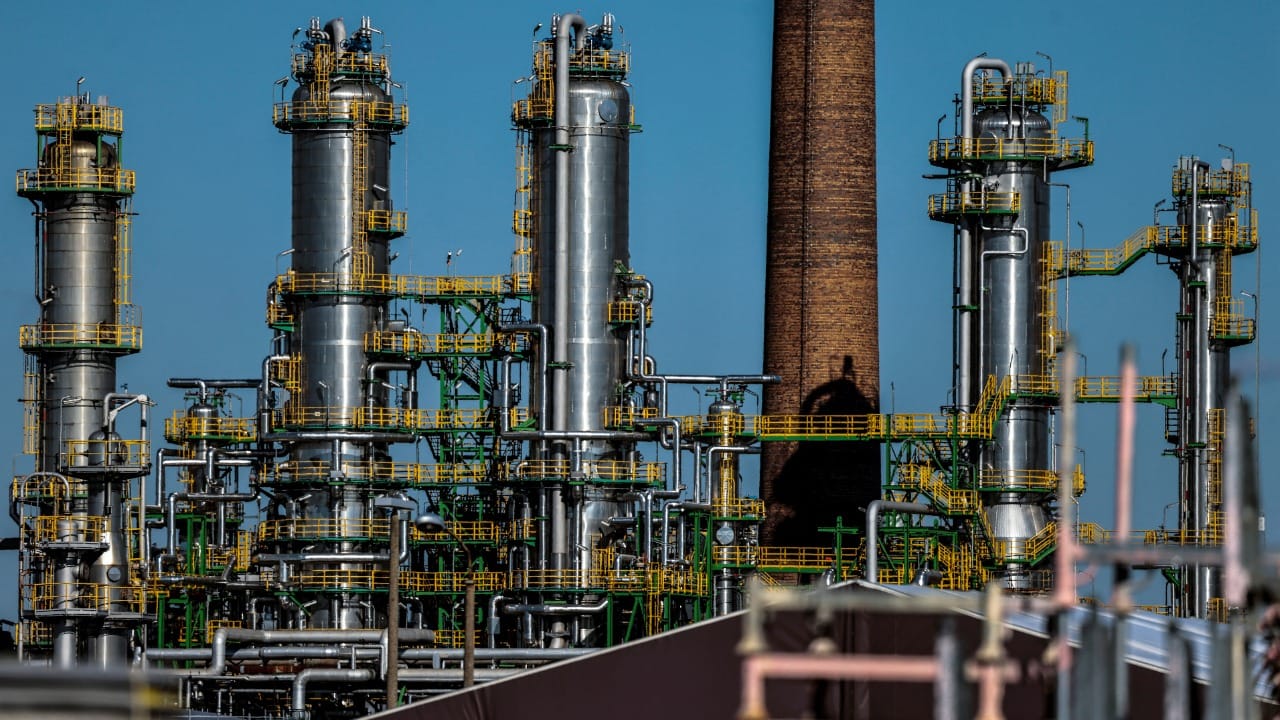 India's 100 million barrel crude stocks could cover 40-45 days if Hormuz flows disrupted