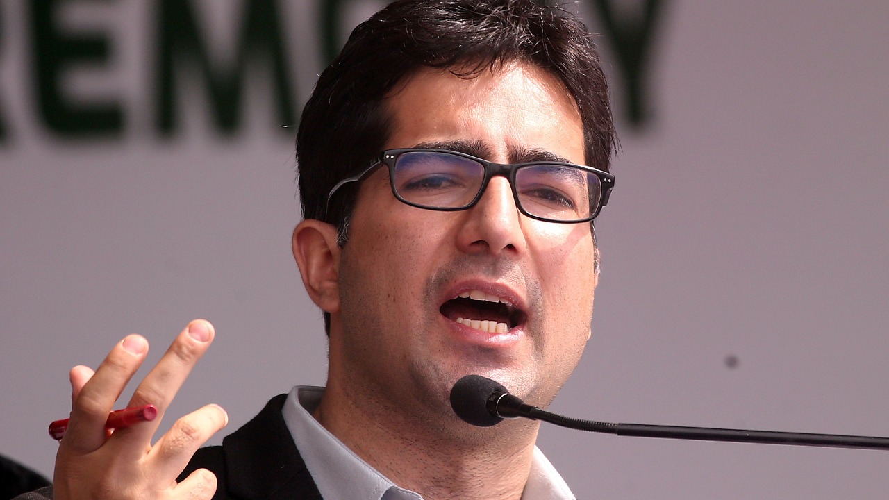 Is Shah Faesal returning to IAS?