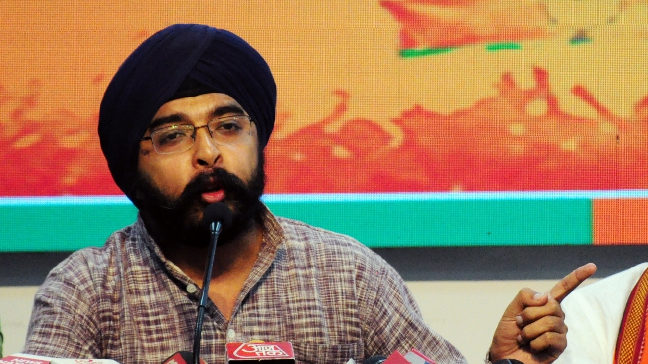 Will question Kejriwal even if 1,000 cases registered against me: Bagga