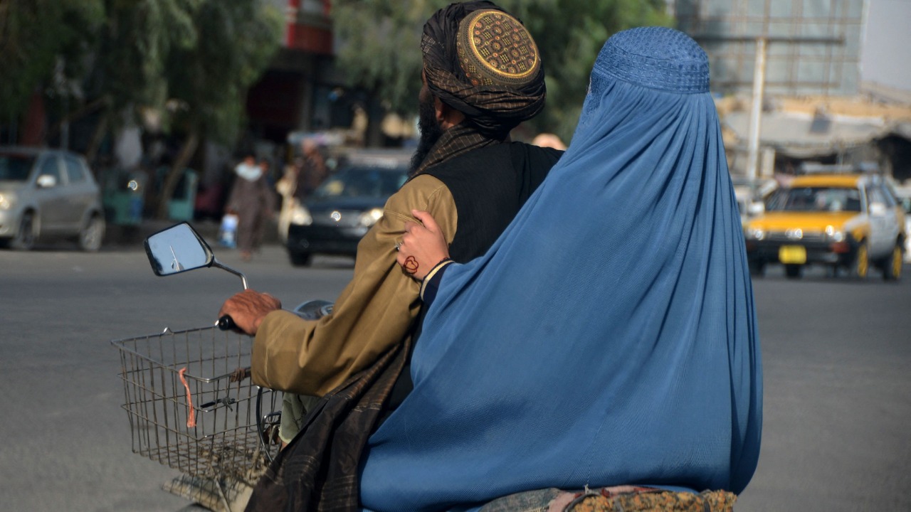 Taliban stop men and women dining together in western Afghan city