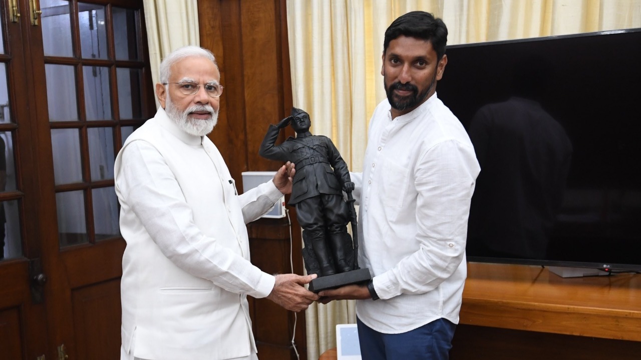 Mysuru sculptor gets opportunity to carve Subhash Chandra Bose statue for India Gate