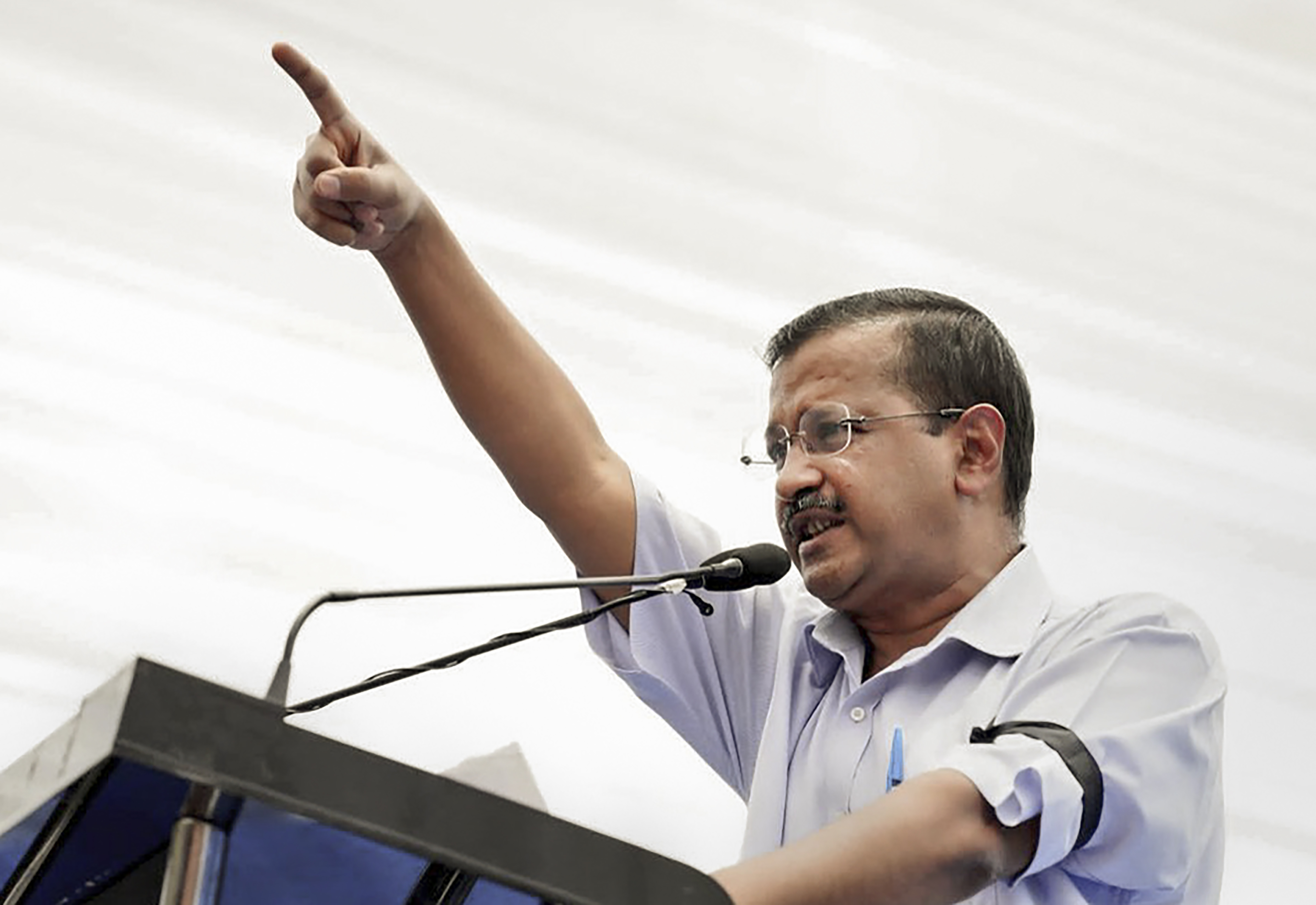 Kejriwal planned to purchase PPE kits without tender in 2020: Assam CM