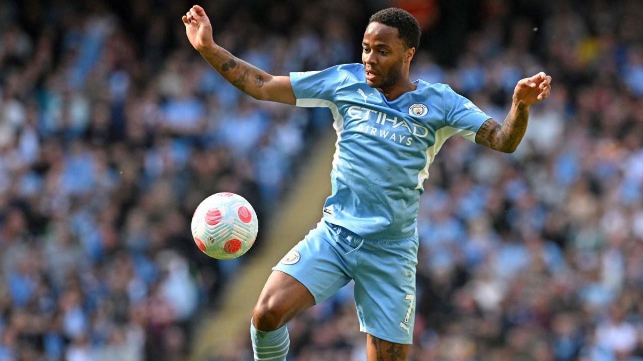 Chelsea-bound Raheem Sterling thanks Manchester City for 'lifetime of memories'