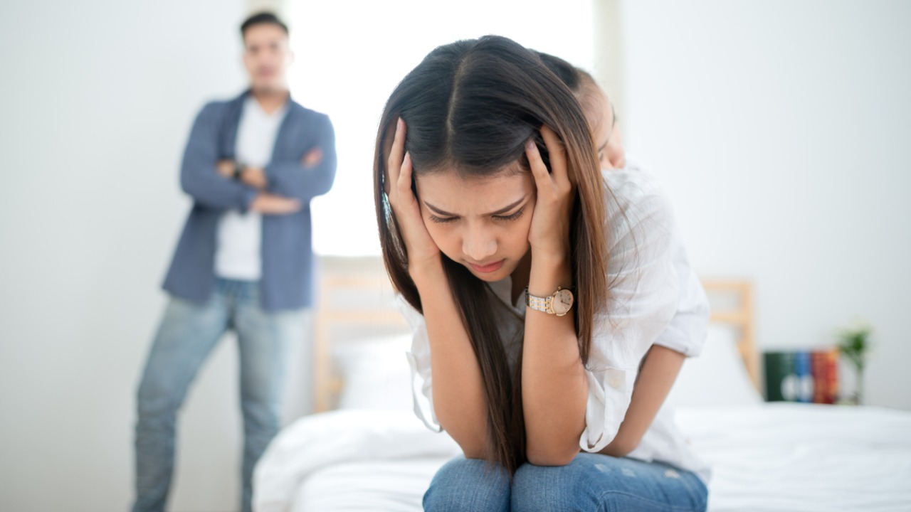 Signs someone has gone through narcissistic abuse