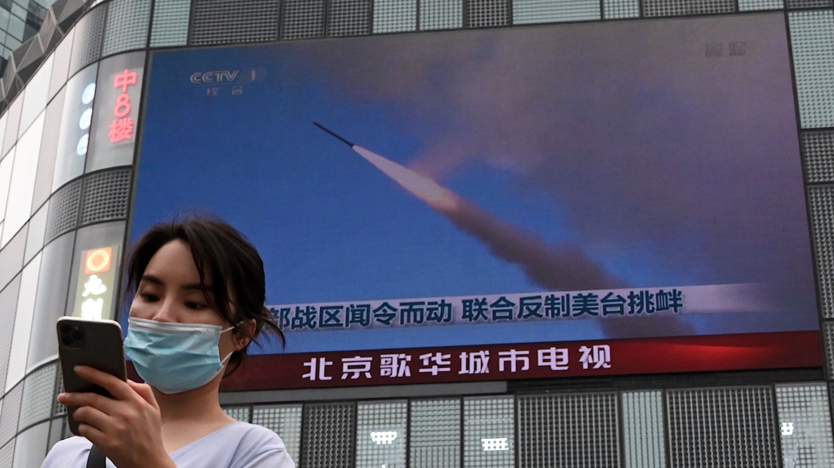India shouldn't cheer on Taiwan knife fight