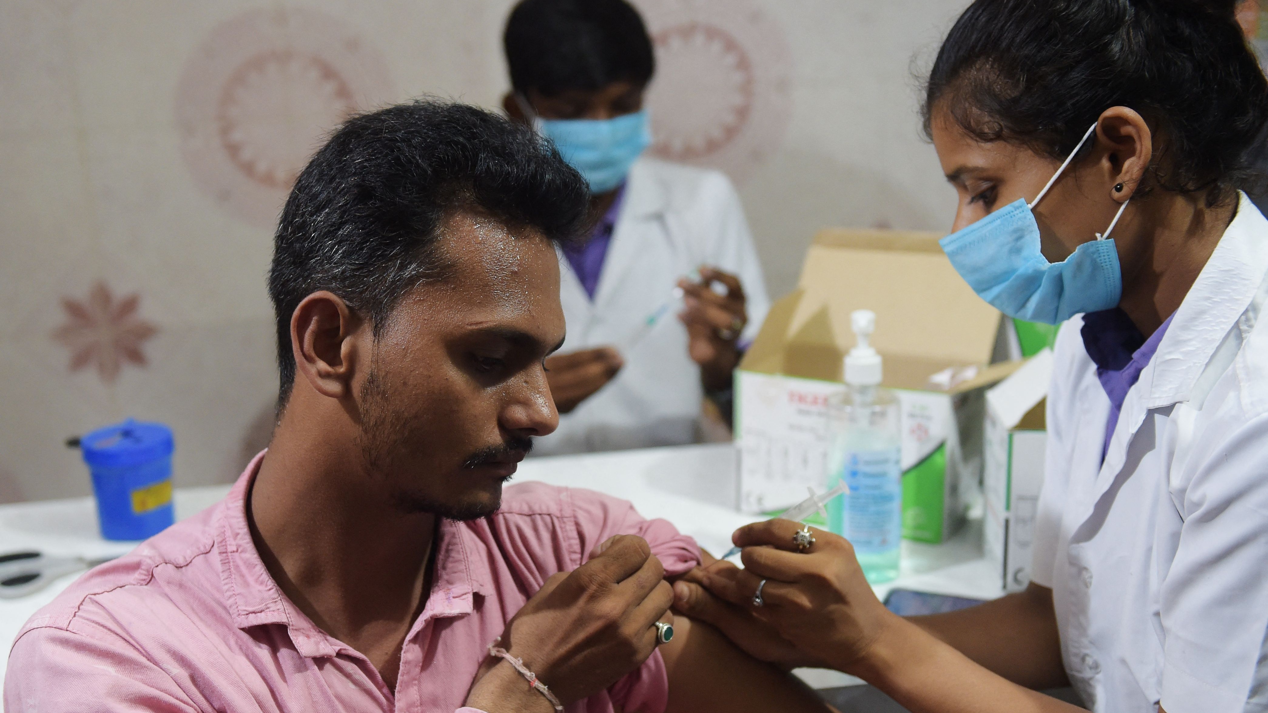 10 crore people got precaution dose against Covid-19