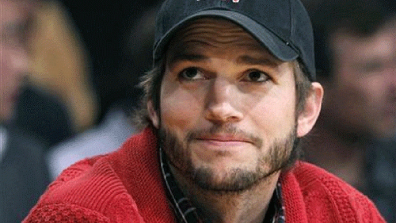 Ashton Kutcher had 'rare form of vasculitis' episode 3 yrs ago, actor says fully recovered now