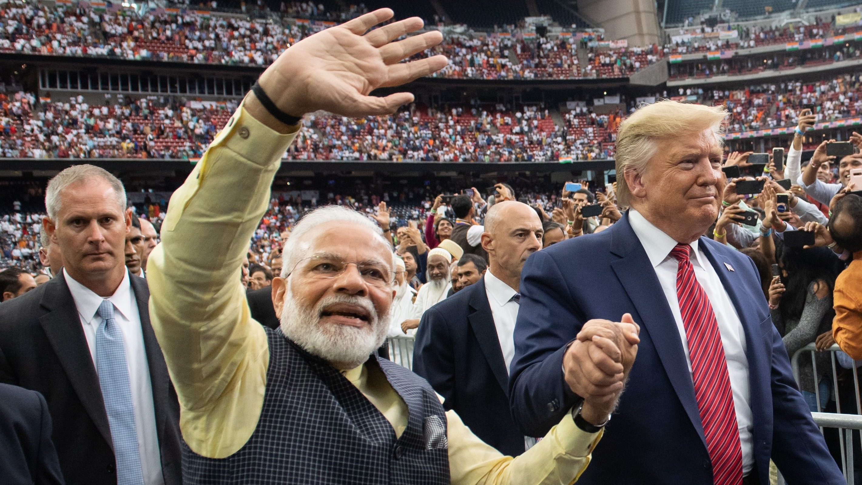 After parliamentary panel report, Congress targets 2019 'Howdy Modi' event