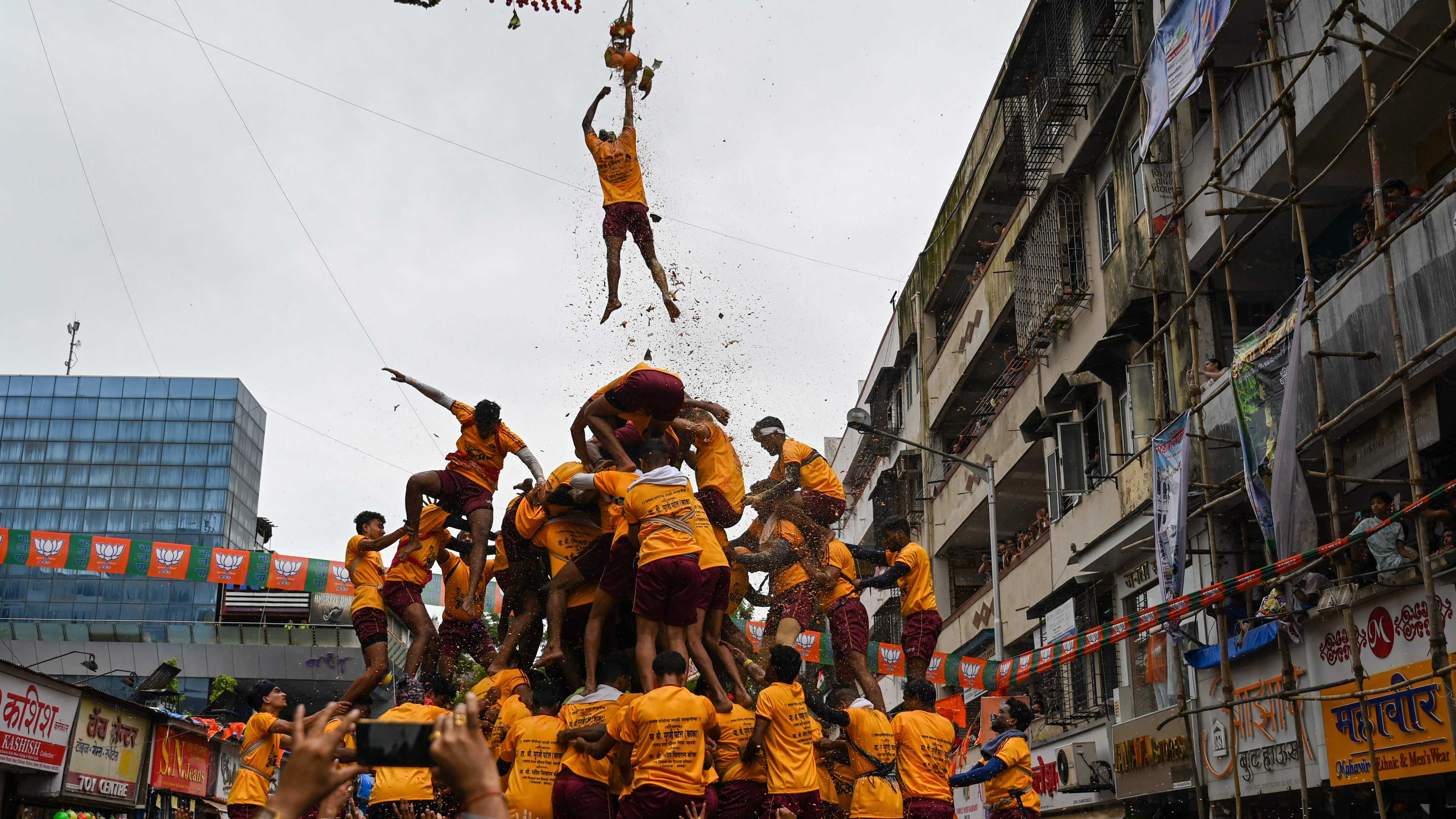 24 Govindas suffer injuries during Dahi Handi celebrations in Mumbai