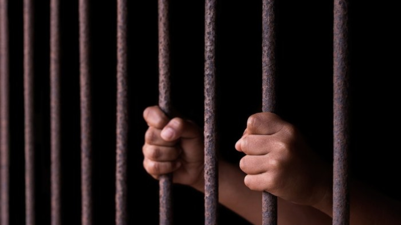 Prisoner of the past
