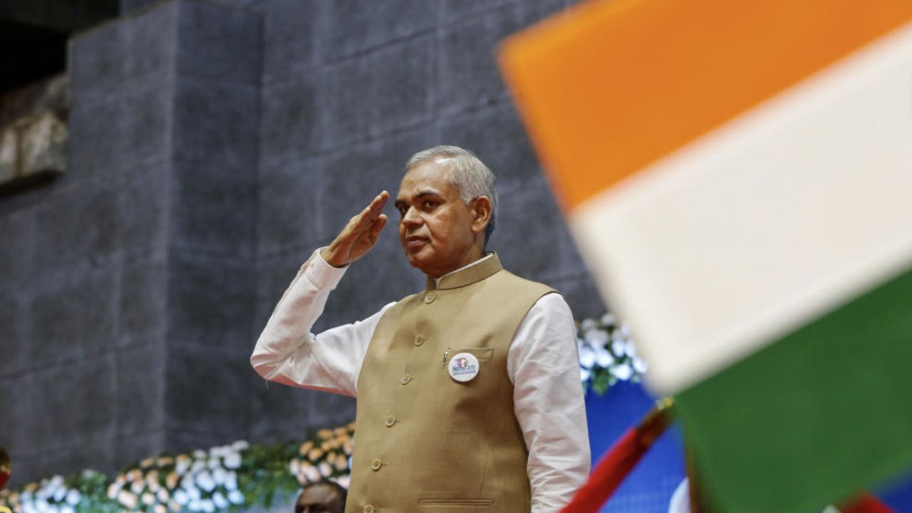 Hindus are 'hypocrites', they abandon cows after purpose is served: Gujarat Governor