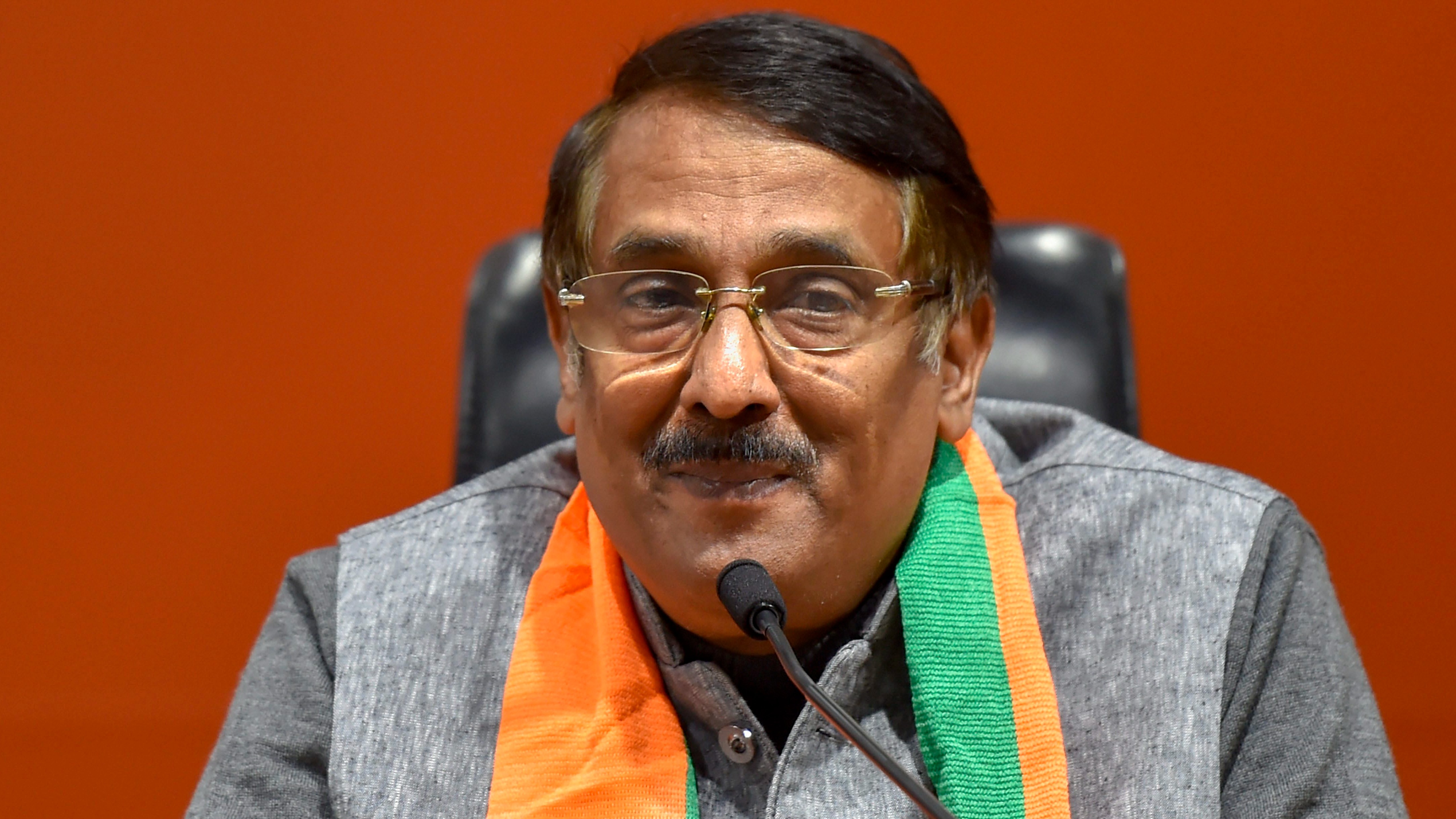 Gehlot or Tharoor will be 'puppet' in hands of Rahul Gandhi: BJP on Congress president poll