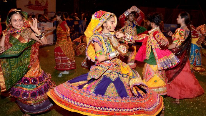 VHP's 'Hindus only' diktat for garba: BJP leader backs organisers' rights, Oppn slams move
