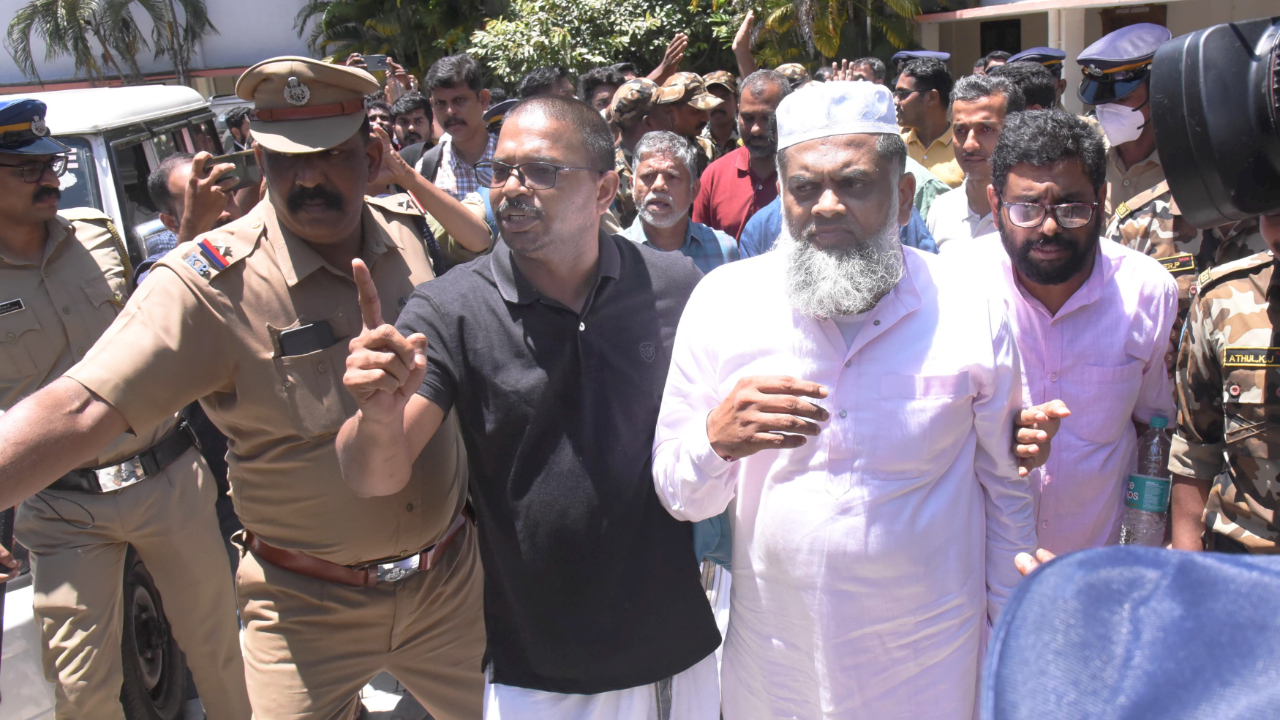 Delhi Police arrests four PFI members under UAPA