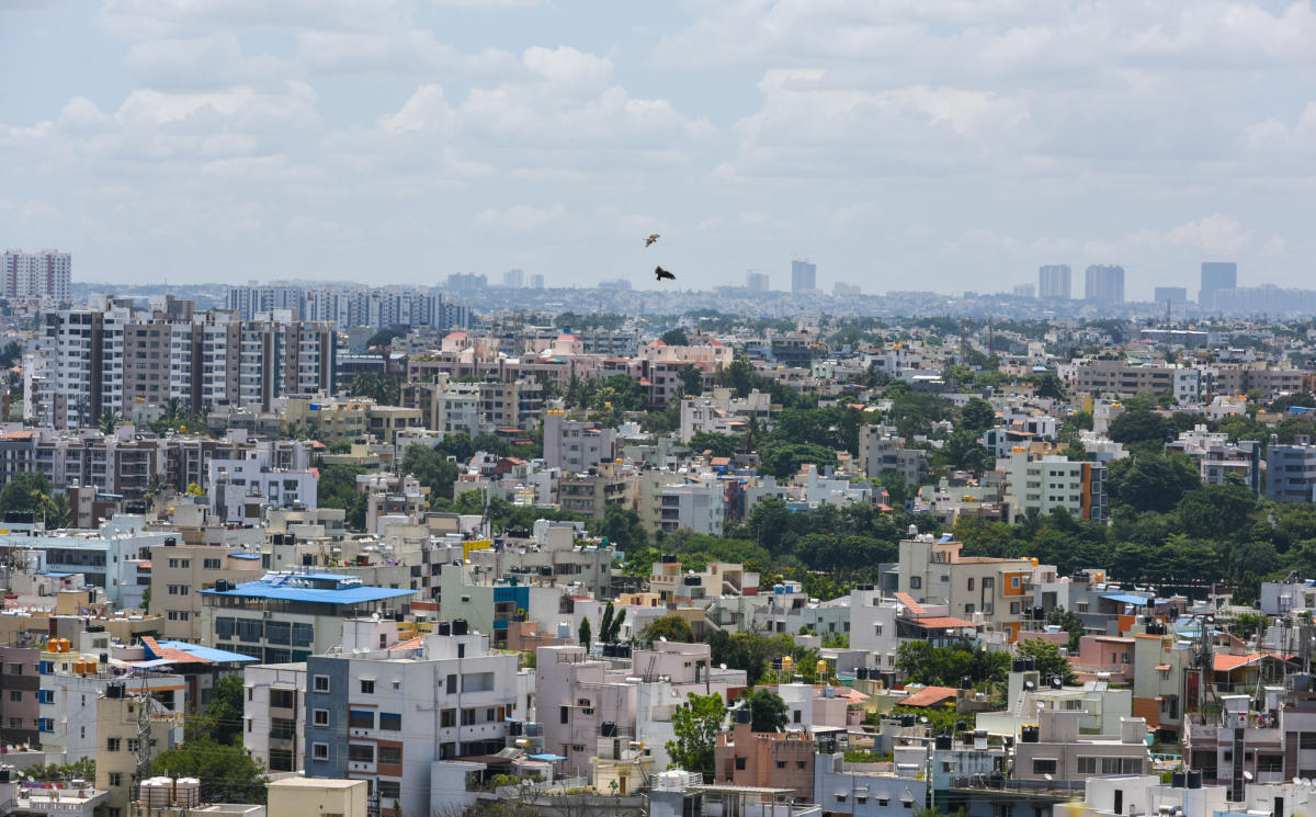 Govt to take ordinance route for land conversion reform