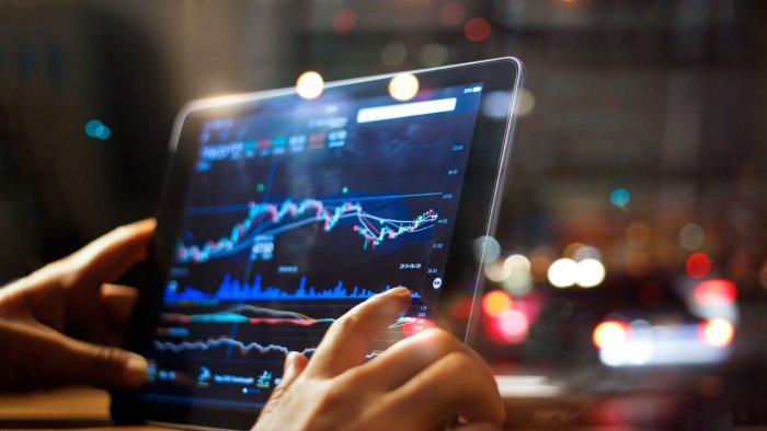 Front-loading rate hikes risks financial instability