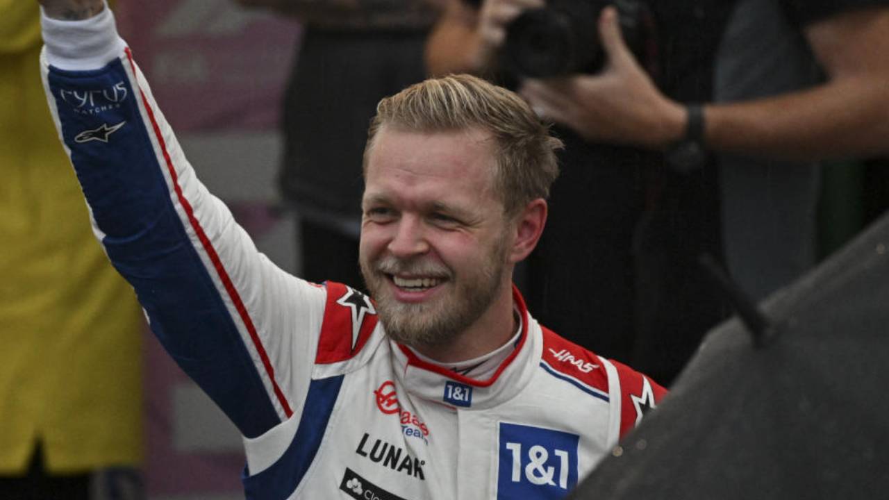 Magnussen claims maiden pole in the rain for Haas