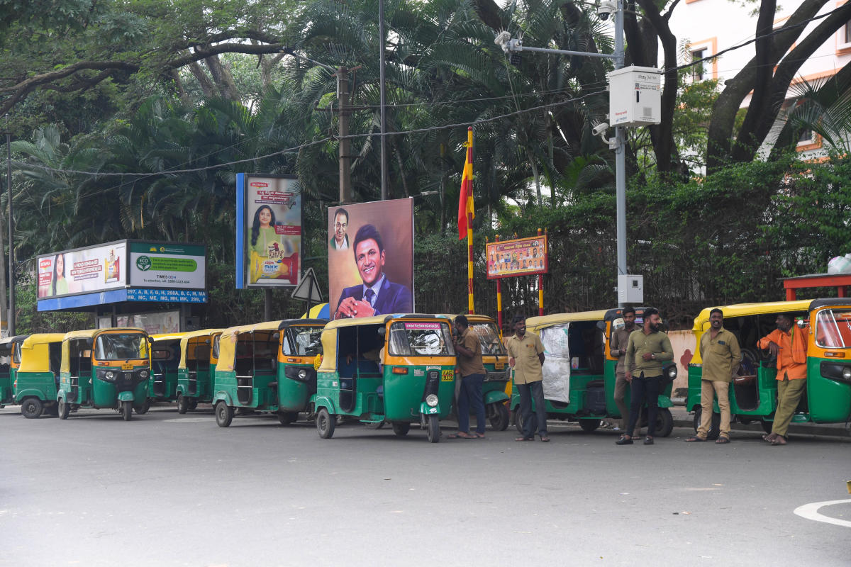 How are auto drivers’ new apps faring?