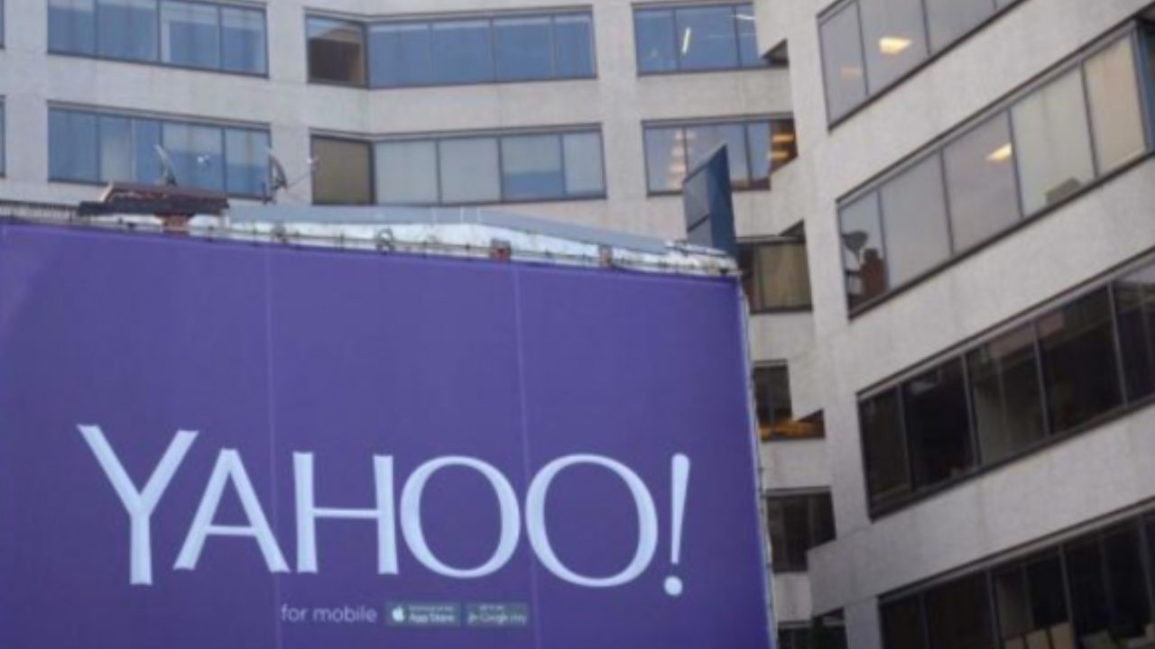 Yahoo to buy minority stake in Taboola in advertising deal