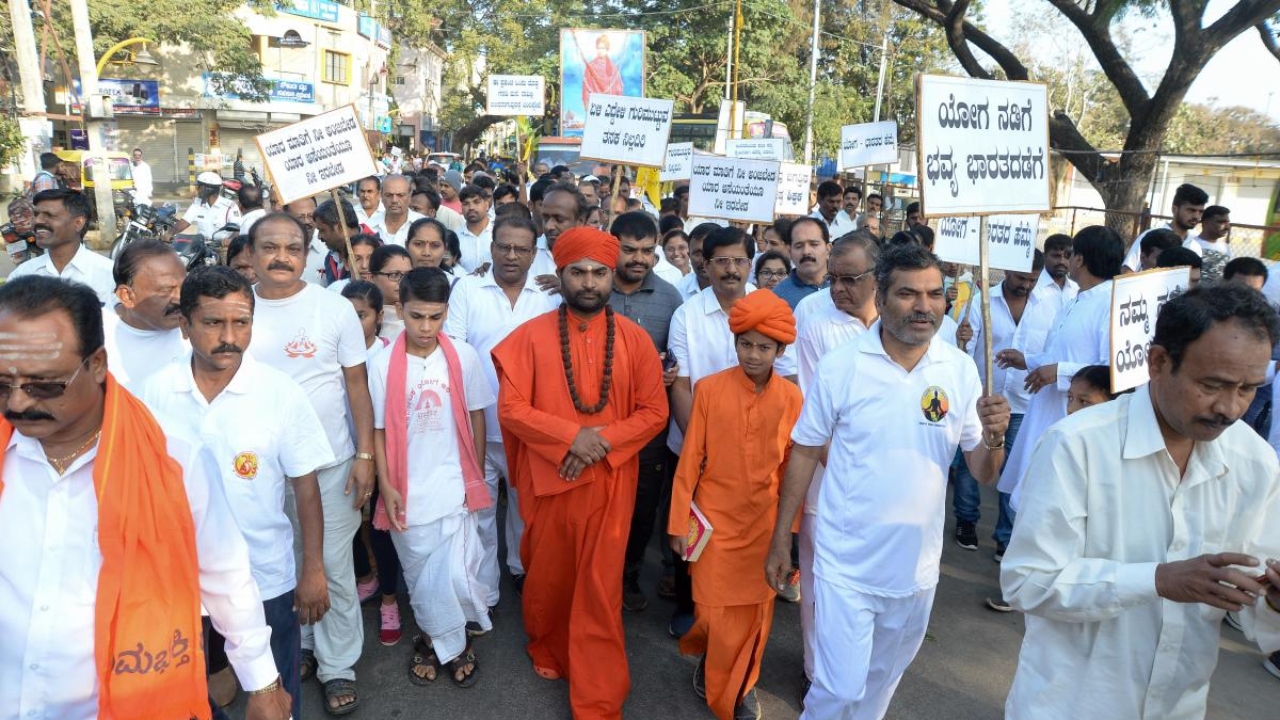 'Hindu religion is our home': Karnataka seer urges Panchamasalis to identify as Hindus