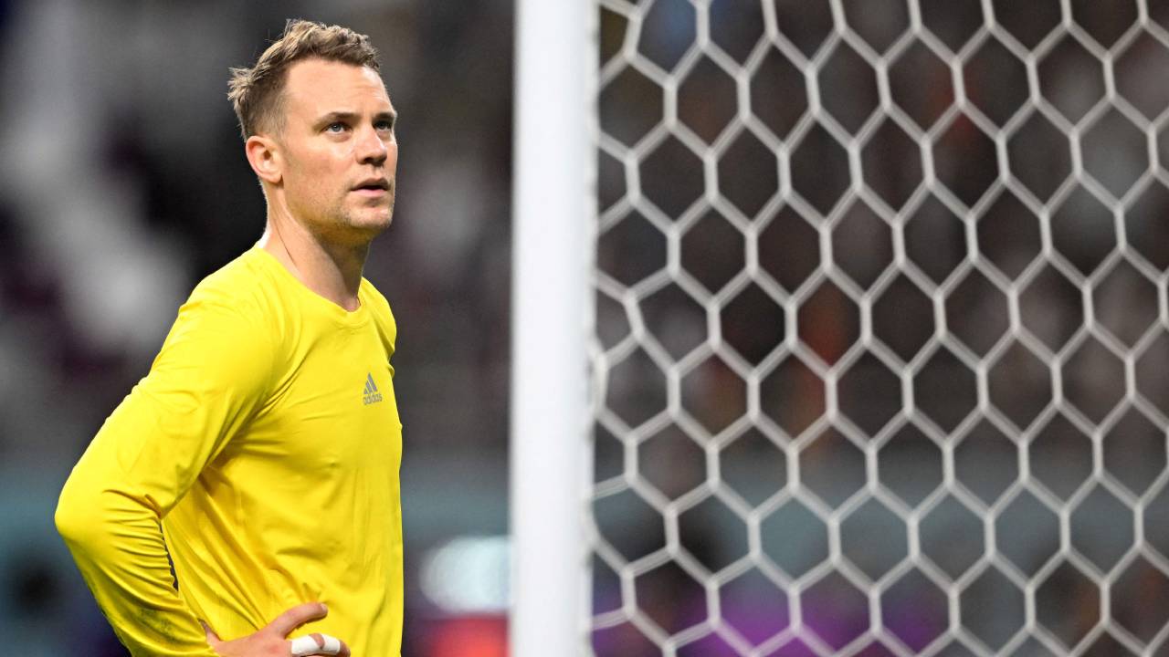 Bayern star Neuer's season over after ski accident