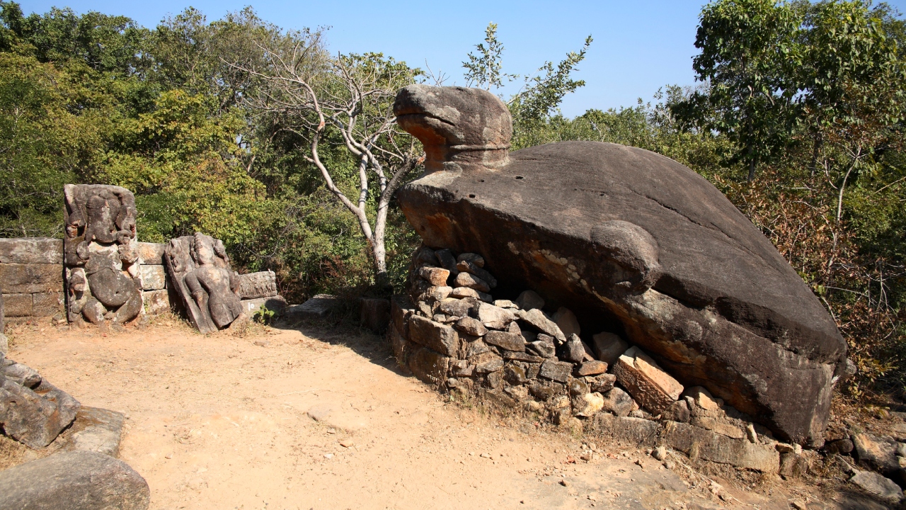 A formidable fort sans the roar