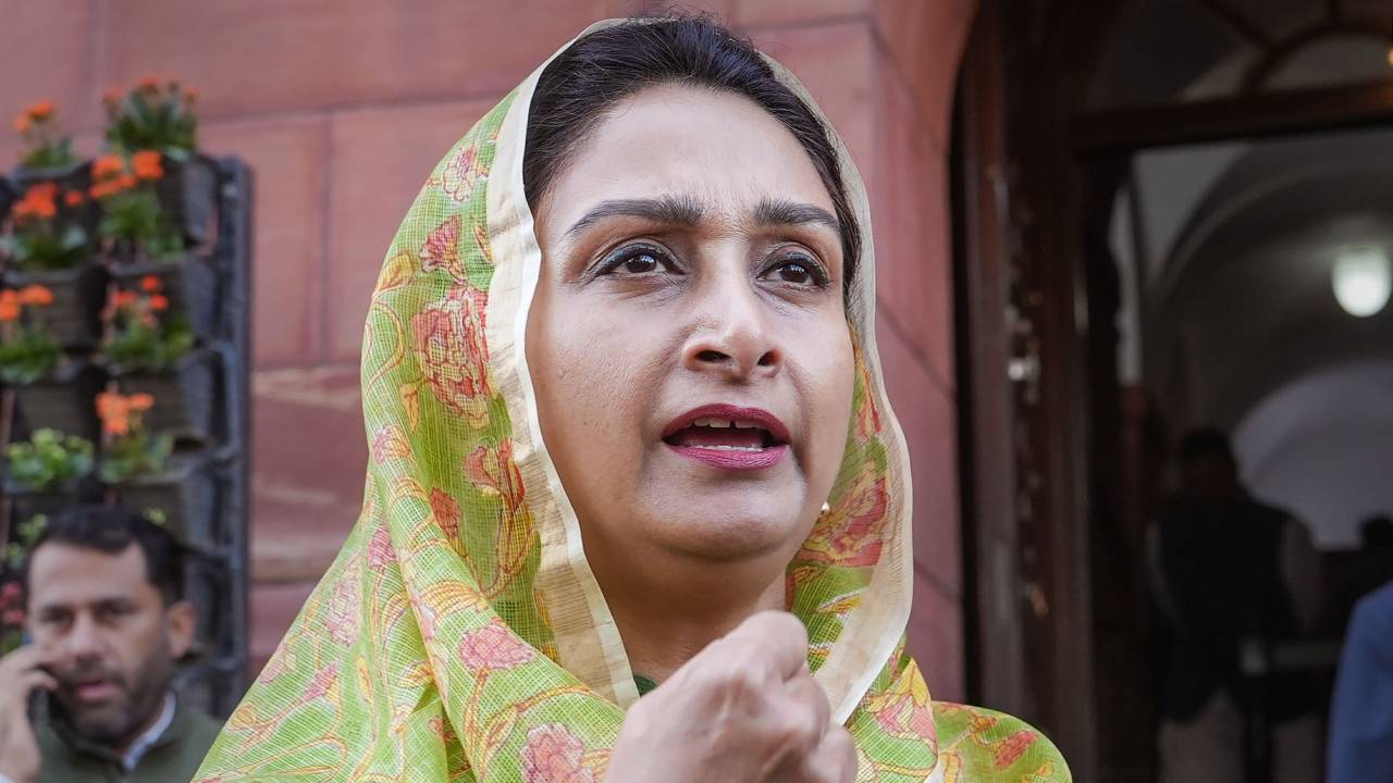 Bhagwant Mann 'drinking and driving' Punjab: Akali MP Harsimrat Kaur Badal
