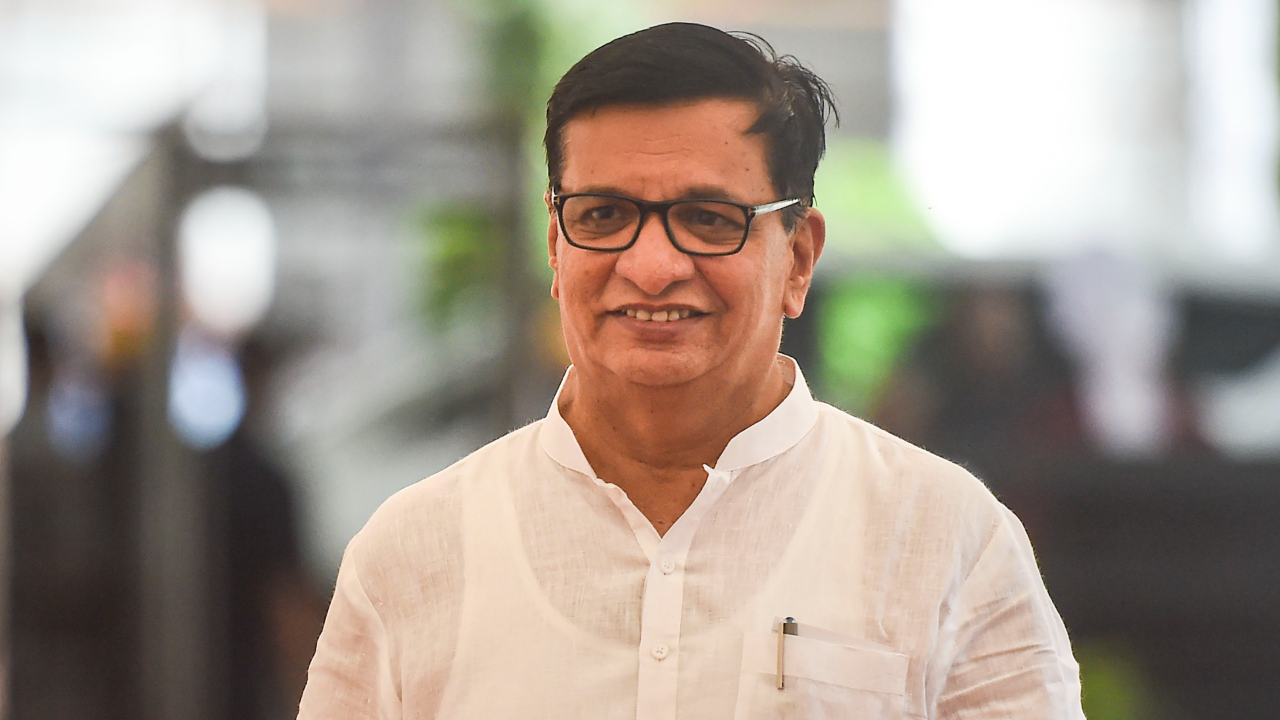 Cong leader Balasaheb Thorat injured after fall during morning walk