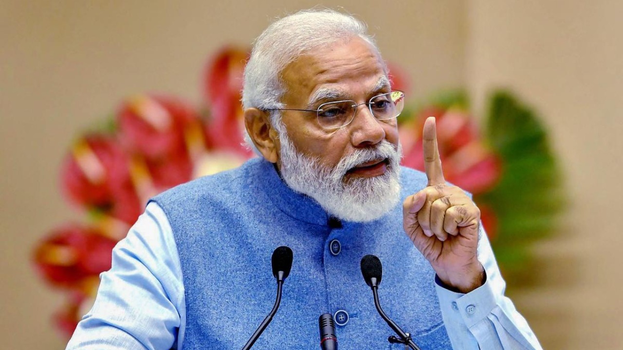 PM Modi greets Murli Manohar Joshi on his birthday