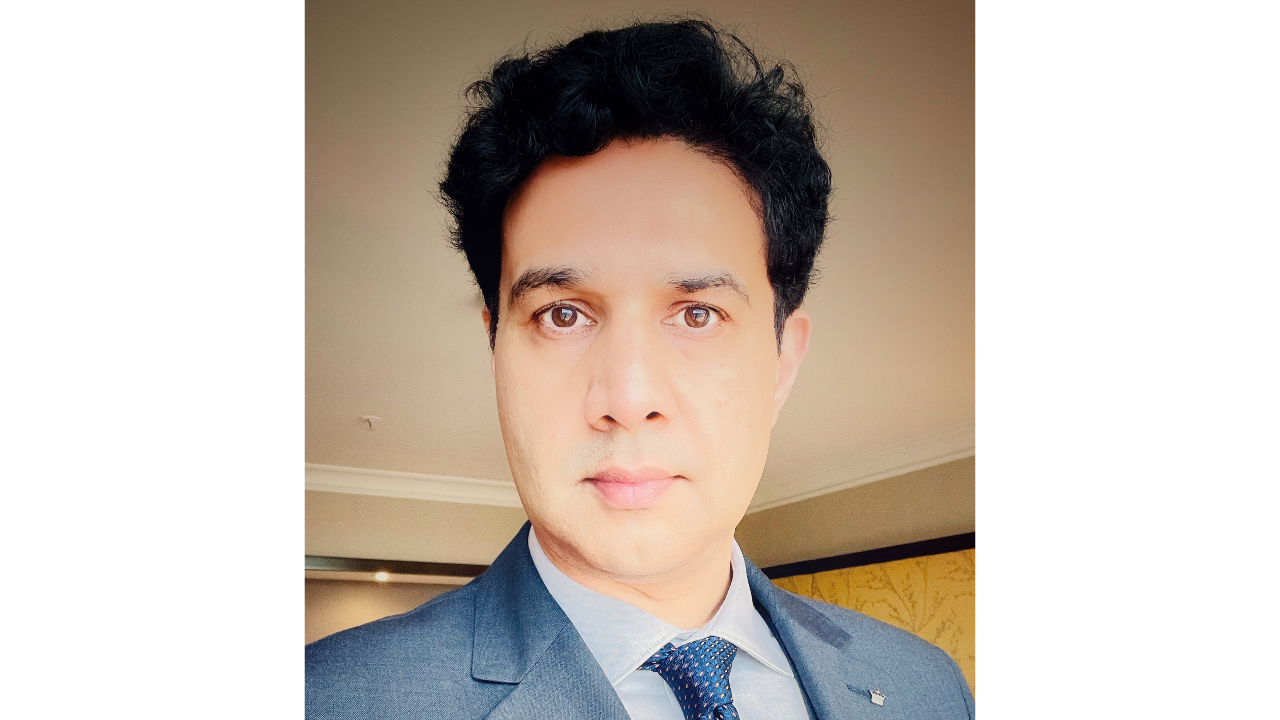 IIM Bangalore alumnus, ex-Tata CLiq CEO Vikas Purohit appointed Meta's India head of global business