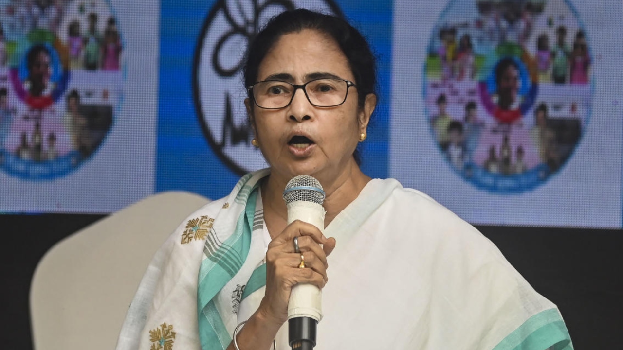 Bengal govt seeks immediate release of PMAY funds from Centre
