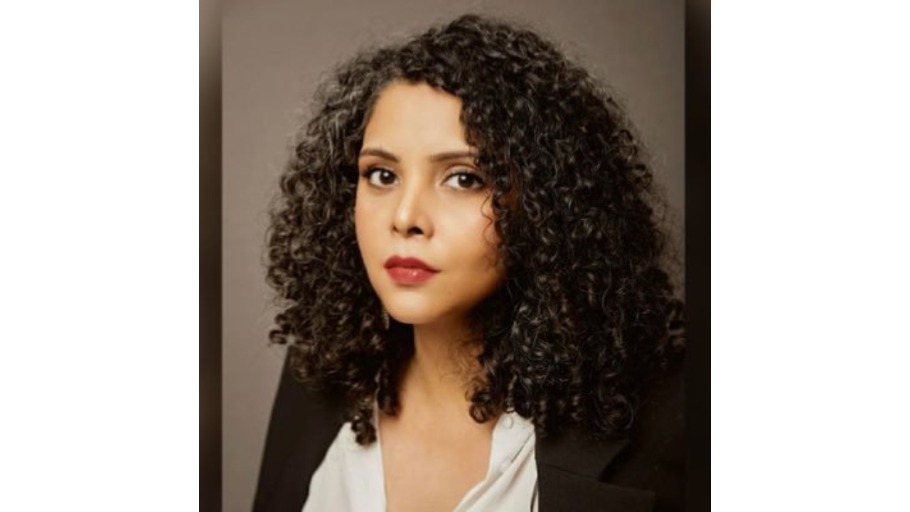 ED case against Rana Ayyub: SC asks Ghaziabad court to adjourn proceedings till January 31