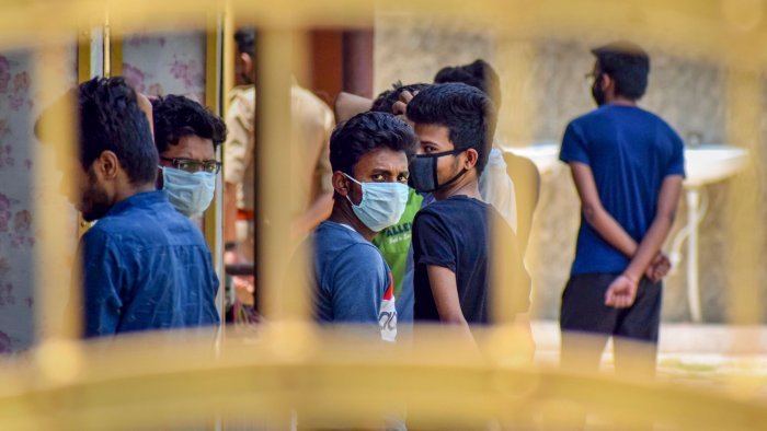 JEE aspirant critically injured after falling from balcony of hostel building