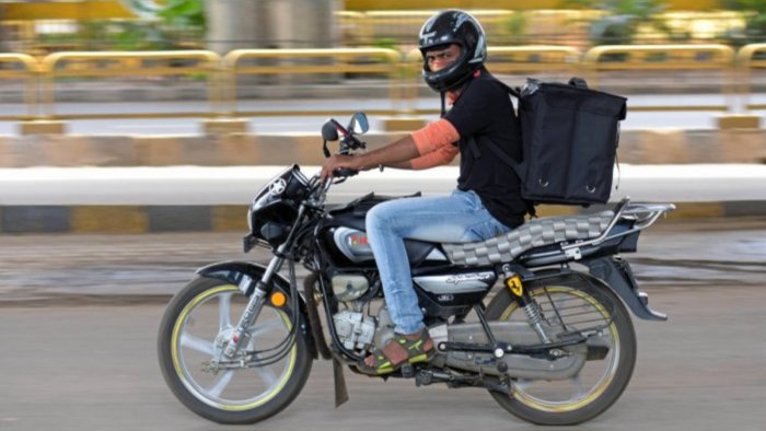 Bengaluru: 20-year-old food delivery boy dies in hit-and-run by BMTC bus
