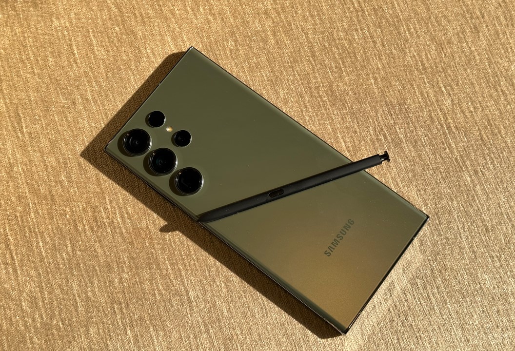 Samsung Galaxy S23 Ultra. 