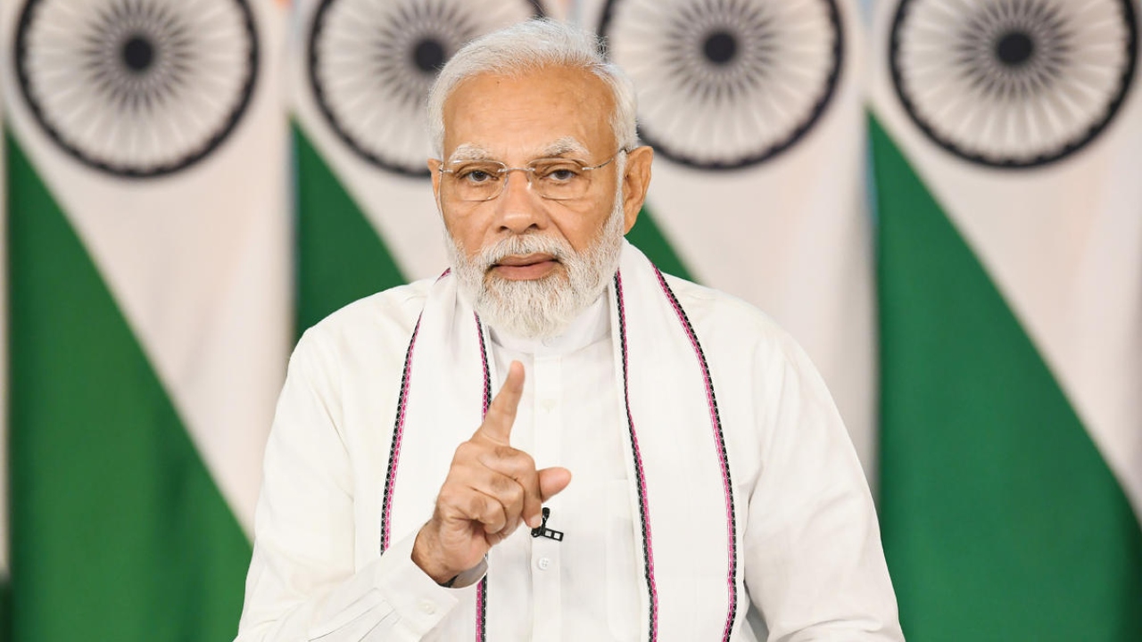 PM reviews impact of heat on rabi crop