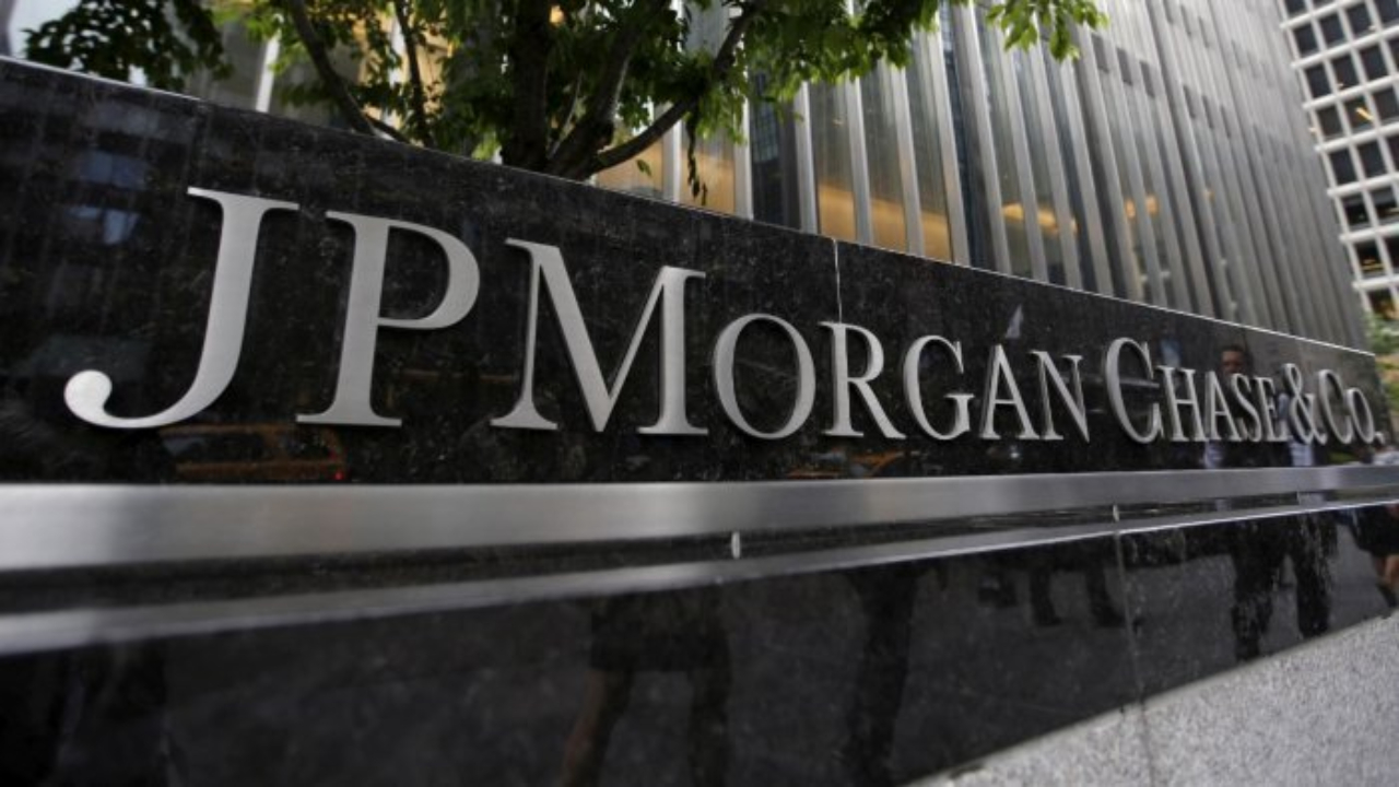 Don't care how many sign f***ing petition: JPMorgan CEO derides in-office work pushback over 5-day policy