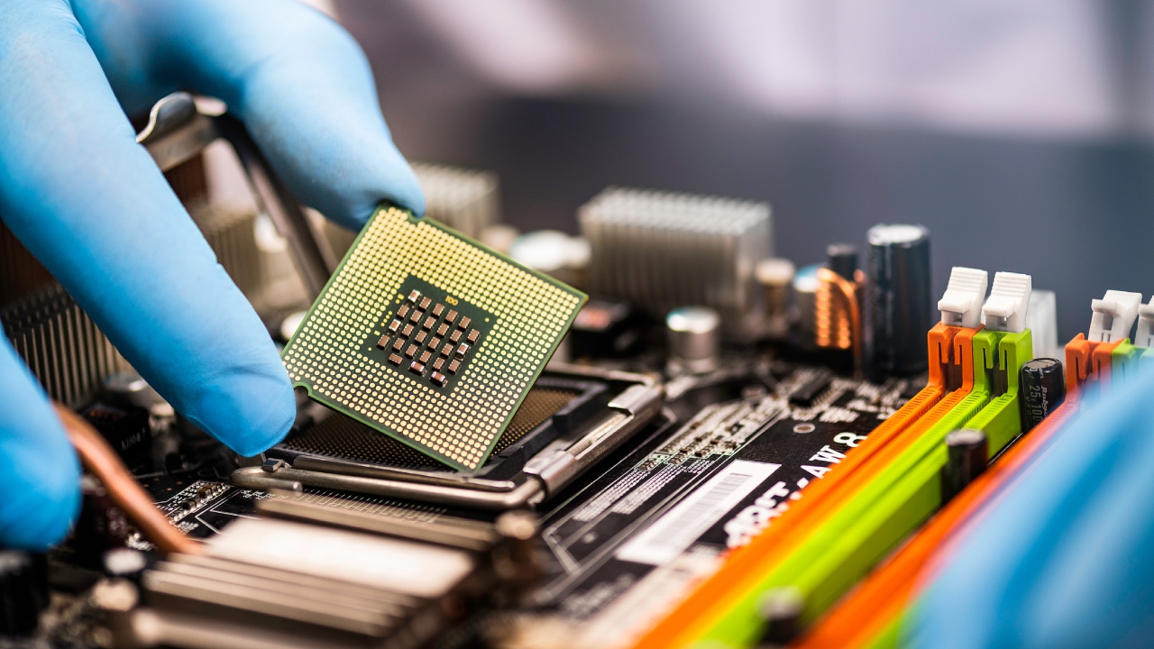Semiconductors | Unanswered questions in Foxconn’s JV with Vedanta