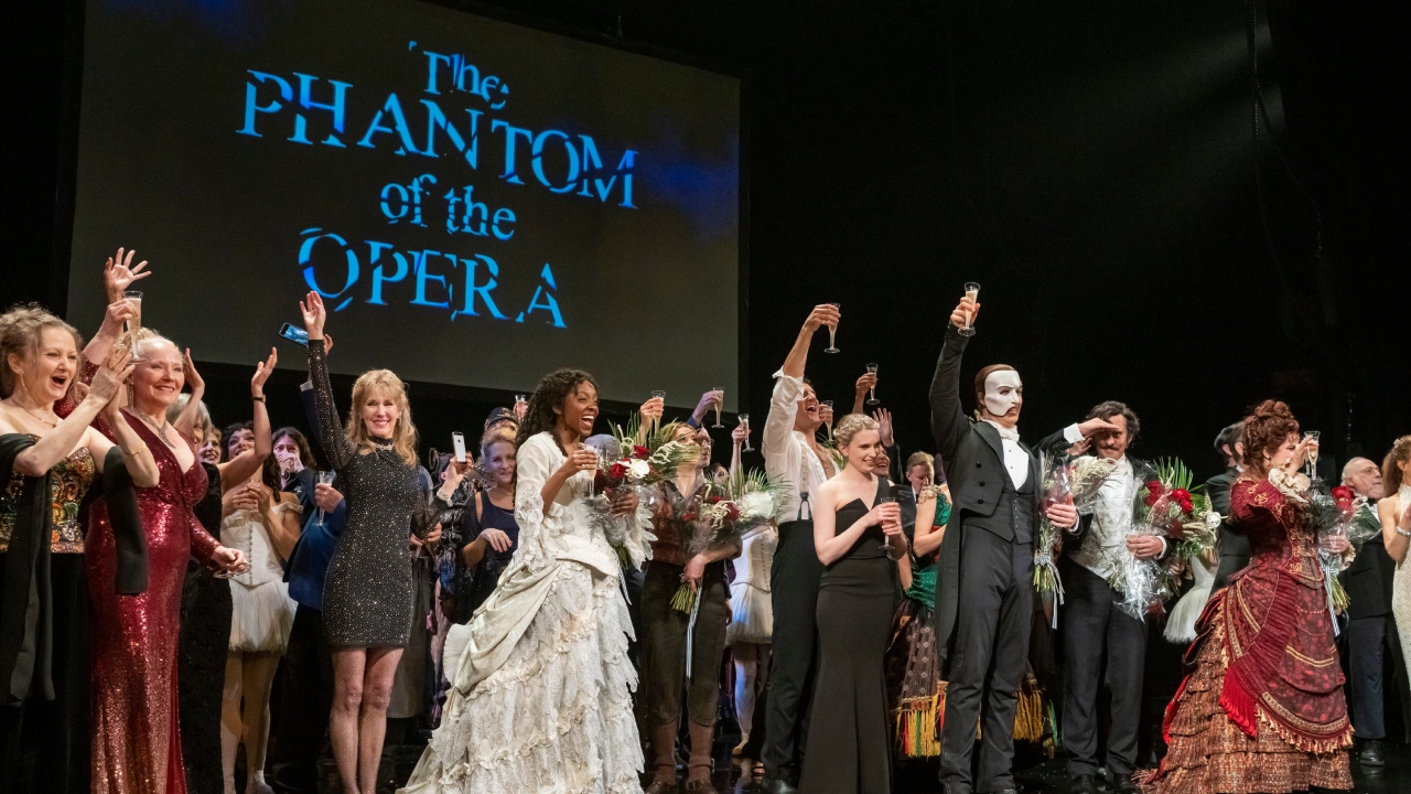 'Phantom of the Opera' ends record run with final Broadway bow