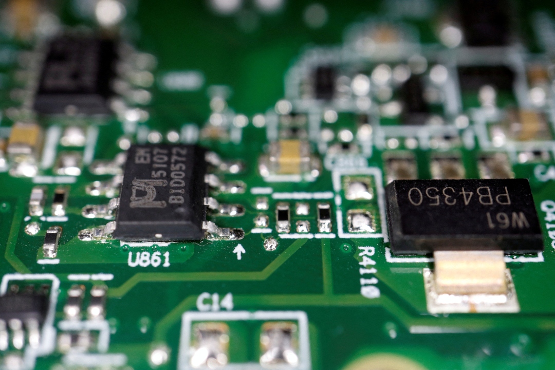 There’s a fog of uncertainty over semiconductor fab costs
