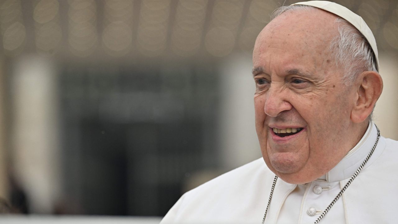 Pope Francis recognises 21 Copts beheaded by Islamic State as martyrs