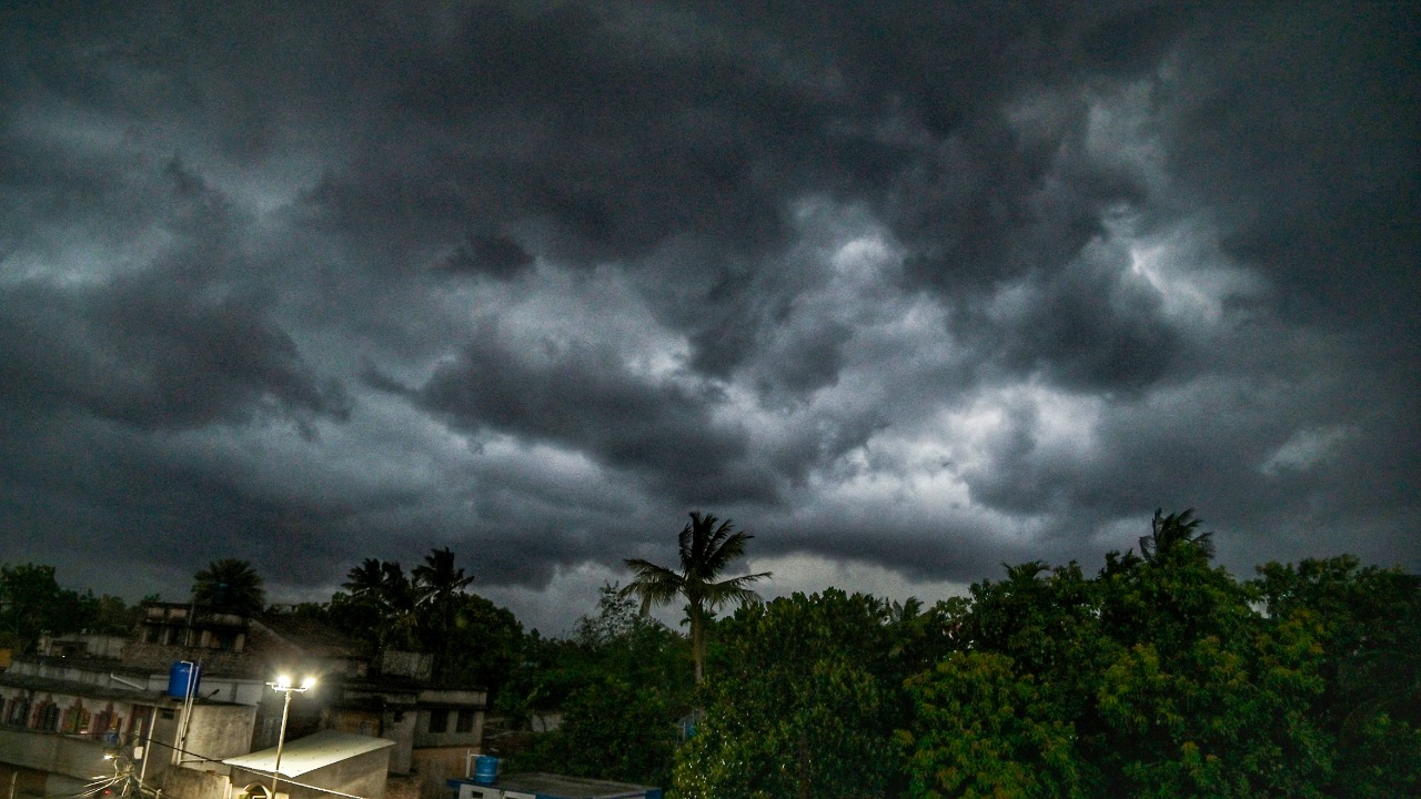 Monsoon arrives in Gujarat four days early