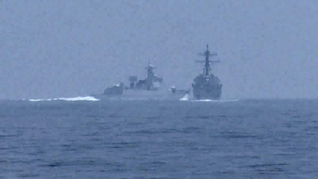 Iran Navy's two warships on goodwill and training visit to Mumbai