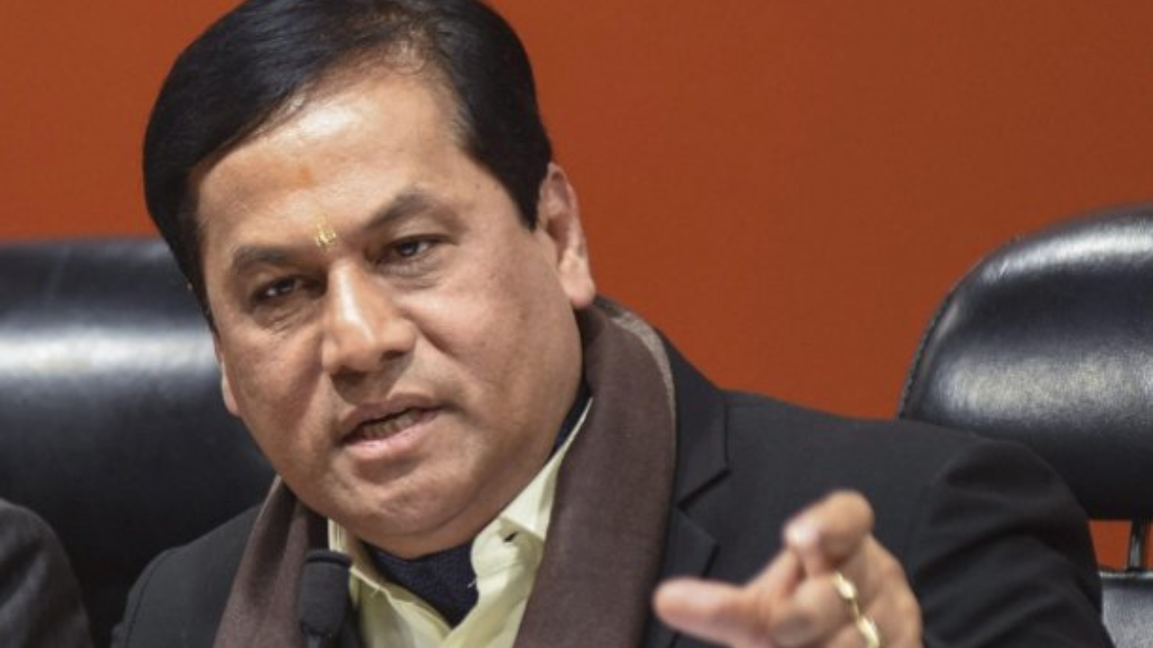 DH Interview | Govt aims to reach 85% cargo capacity in PPP mode by 2030: Shipping minister