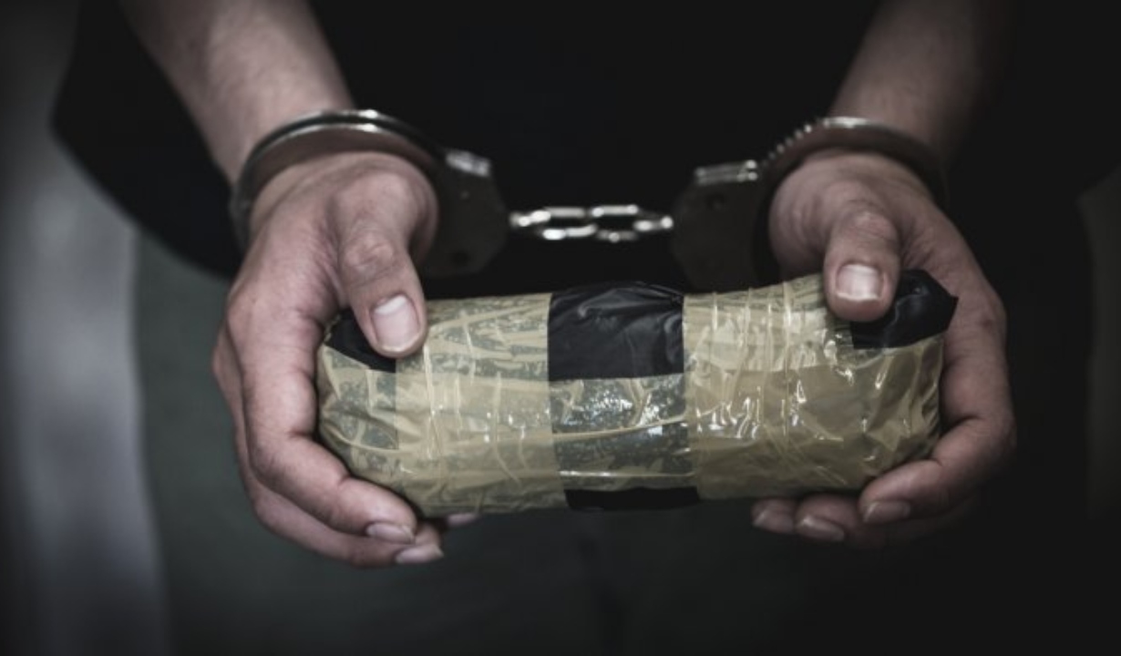 In a first, DRI officers seize 3.22 kg 'black cocaine' worth Rs 32 cr