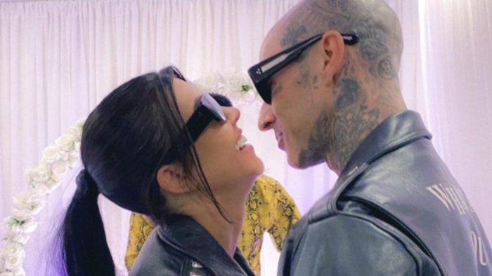 Kourtney Kardashian, Travis Barker reveal gender of first child